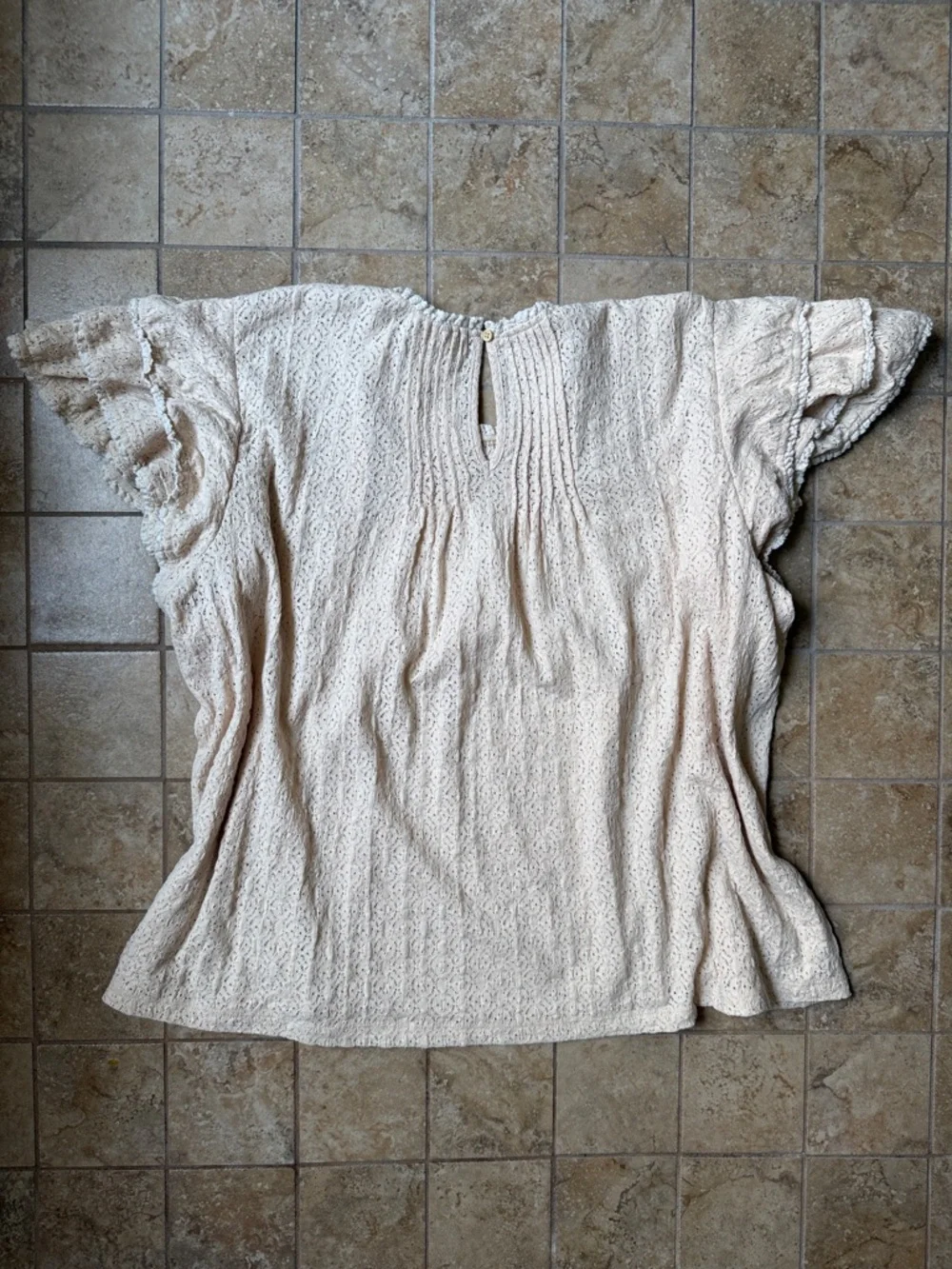 Anthropologie Lace Blouse Cream Pintucked Top Stretch Flutter Ruffle Sleeve XL - Picture 11 of 17